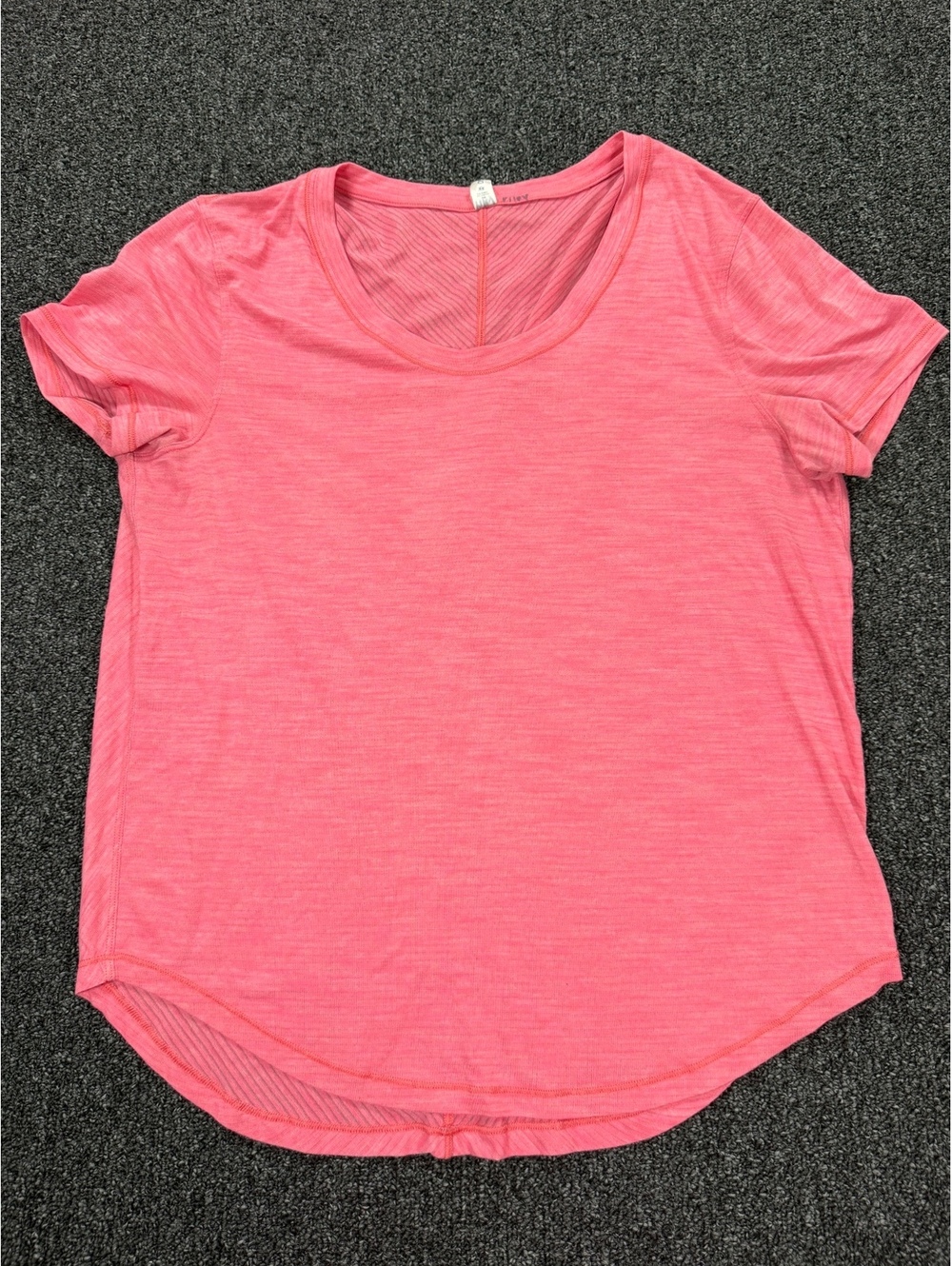 Lululemon Pink Athletic T-Shirt Size 4
